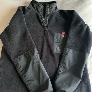 Topo Designs quarter snap fleece, Size medium, like new